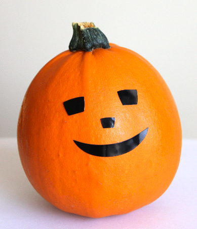 ハロウィンかぼちゃはくりぬく？　くりぬかない？